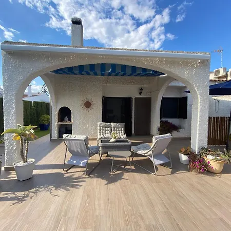 In Dehesa De Campoamor 900 Meters From The Holiday home *